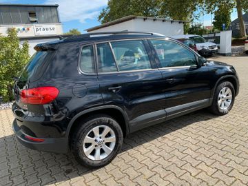 Volkswagen Tiguan - 5
