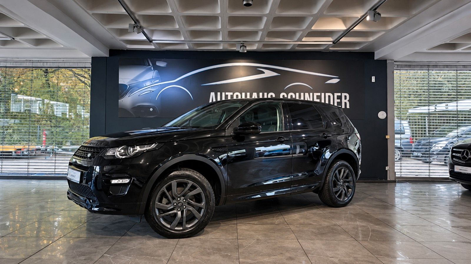Land Rover Discovery Sport SE AWD