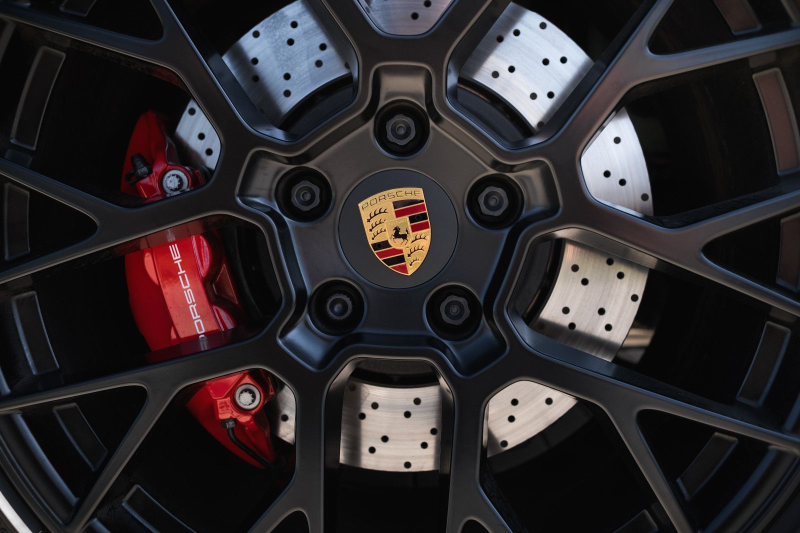 Fahrzeugabbildung Porsche 992/911 GTS-LED-Sitzbelü.-Inno-360´´-90 Ltr.