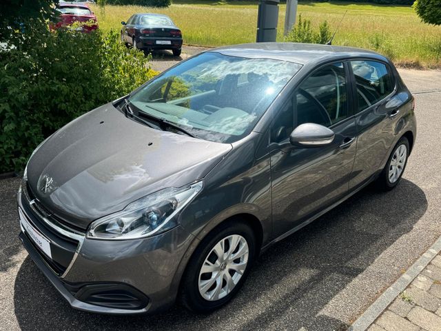 PEUGEOT 208 Active