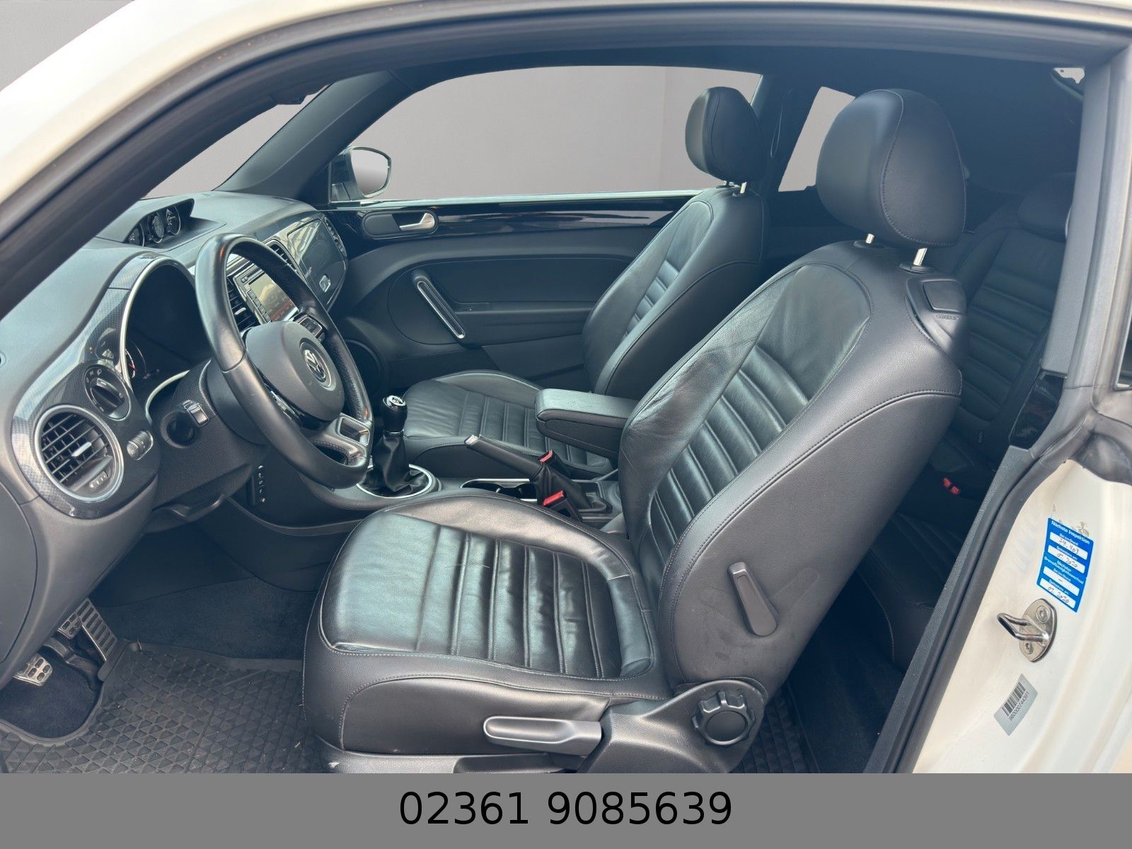 Fahrzeugabbildung Volkswagen Beetle Sport 2.0 Klimaaut/Leder/Navi/Bi Xenon