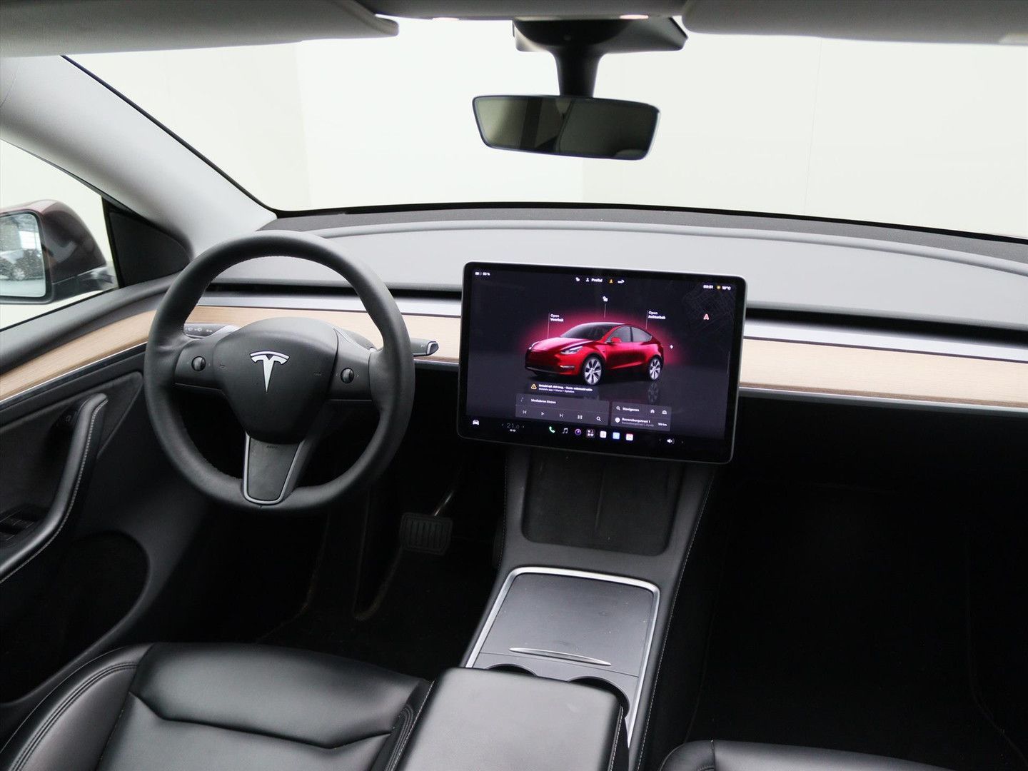 Tesla Model Y Standard RWD Plus [ TREKHAAK+AMD RYZEN+A imagem 2