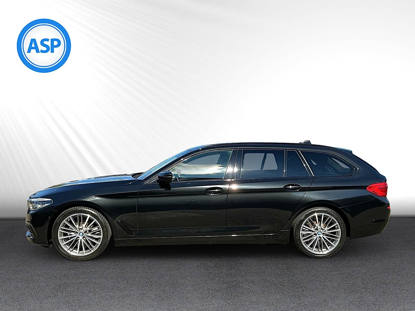 BMW 520d AUT Touring xDrive Sport LED PANO HUD NAVI imagem 2