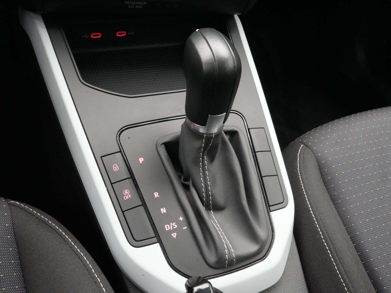 Seat Arona Style Edition DSG CARPLAY LED PORT NAVI