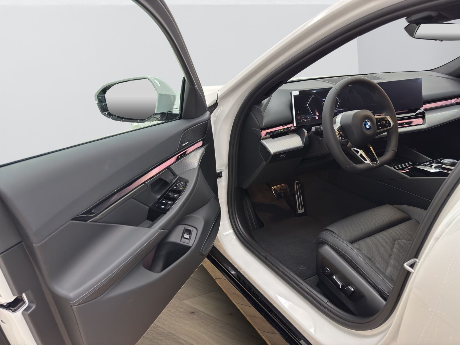 BMW 530e Touring [M Sport, BSI Paket (3J/40.000km)] imagem 2