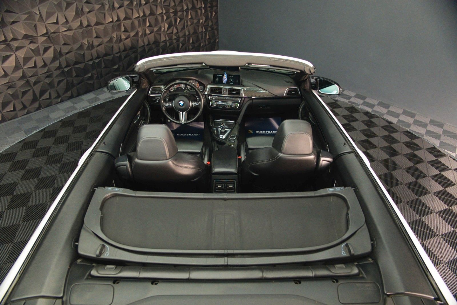 Fahrzeugabbildung BMW M4 Cabrio Performance Carbon 533PS Stage 2