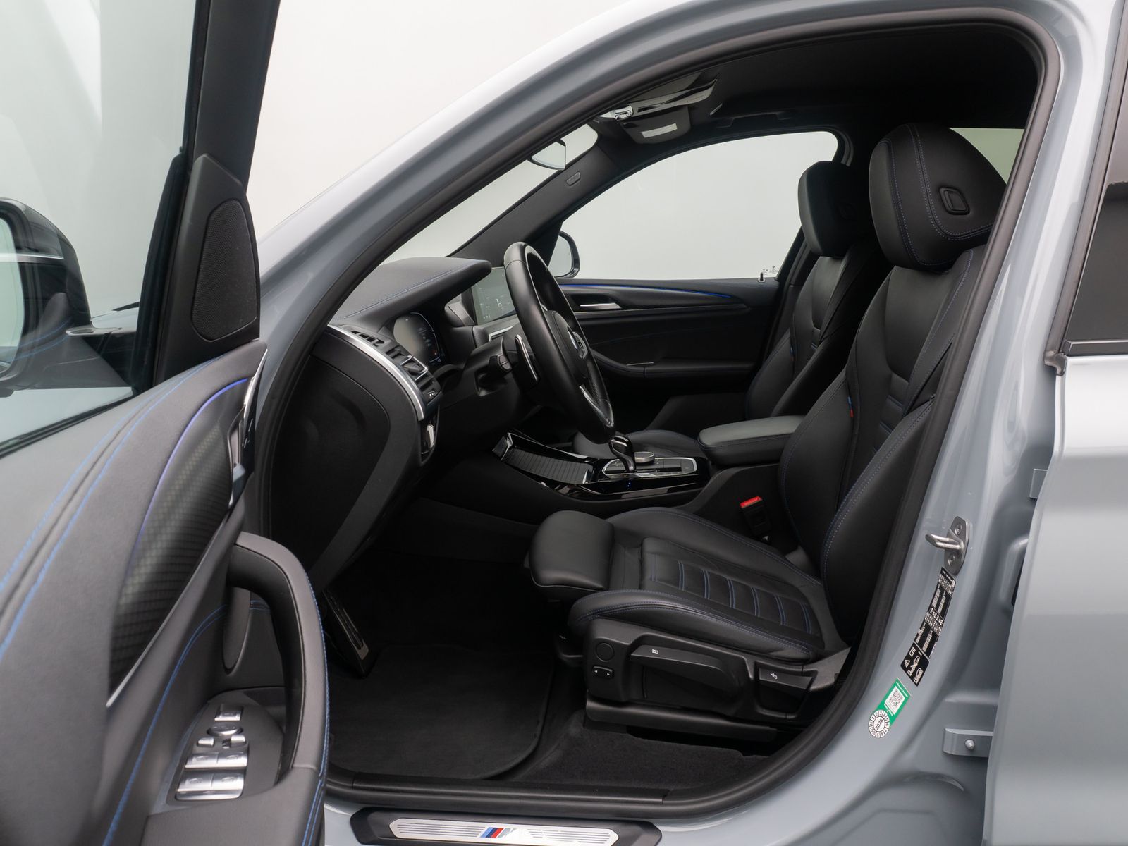 Fahrzeugabbildung BMW X3 xD20d M Sport DAB HiFi AHK Komfort 20Zoll