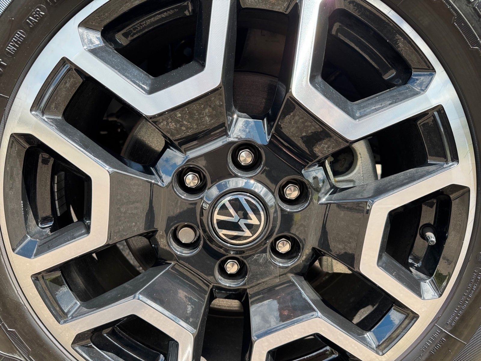 Fahrzeugabbildung Volkswagen Amarok 3.0 TDI  Aventura 4Motion