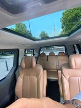Hyundai STARIA 2.2 CRDi Signature 7-Sitzer Auto 4WD blau - Hyundai STARIA aus 2022