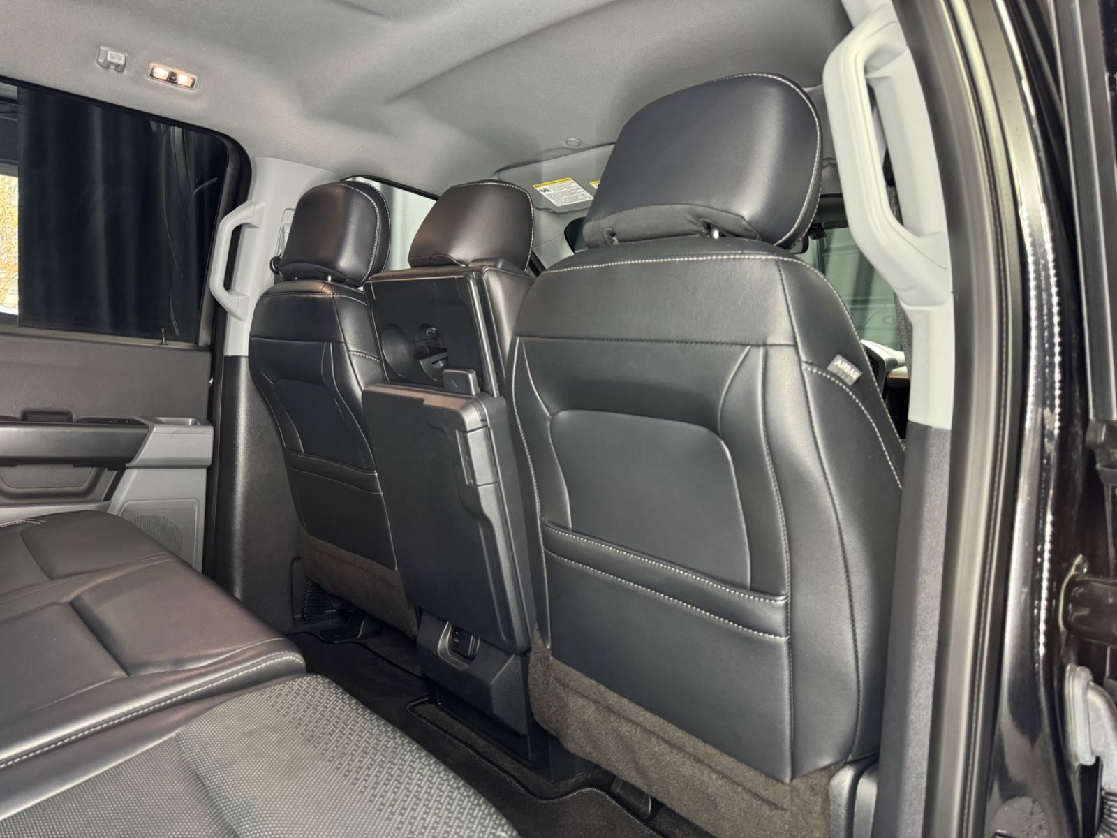 Fahrzeugabbildung Ford F 150 RAPTOR SVT|OFFROAD 20 ZOLL| 6-SITZ|NAVI|