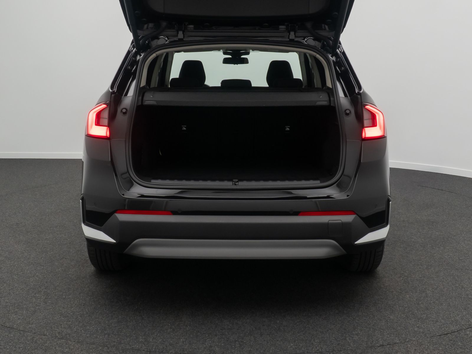 Fahrzeugabbildung BMW iX1 xD30 HUD DAB Komfort FernlichtAs Geschwindig