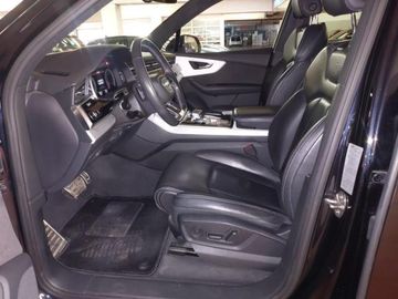 Audi Q7 - 10