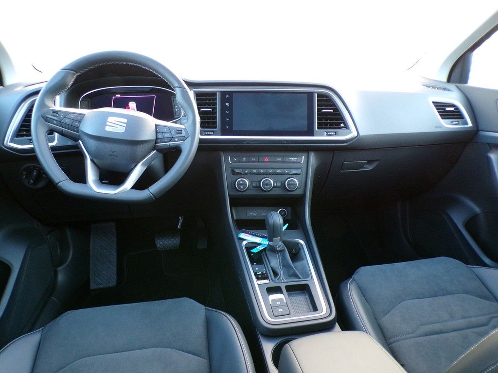 Fahrzeugabbildung SEAT Ateca 1.5 TSI DSG Style