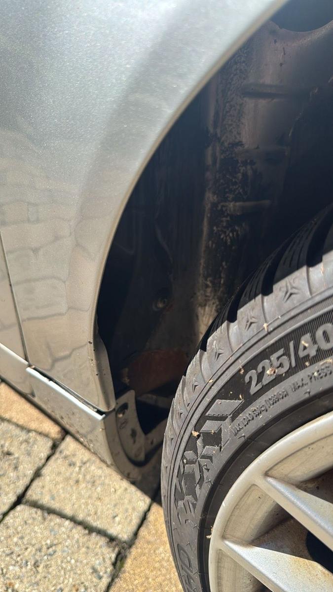 Audi A4 2004 — photo 10