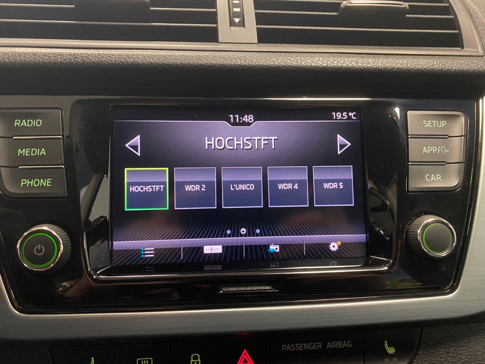 Fahrzeugabbildung SKODA Fabia 1.0l TSI Ambition+KAMERA+AndroidAuto+ALU++