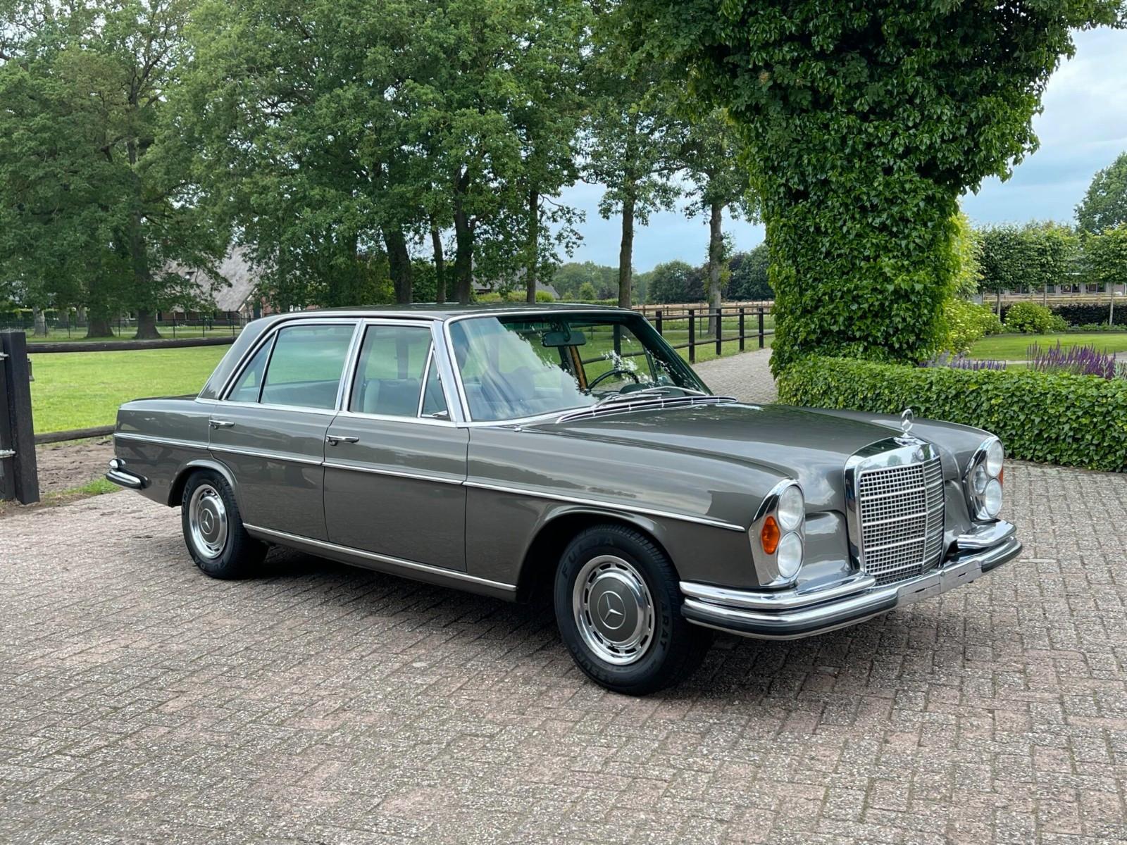 Mercedes-Benz 300 SEL 6.3  Bauhjahr 1971 Deutsch