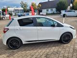 Toyota Yaris Hybrid GR Sport*Kamera,SHZ,Alcantara - Toyota Yaris mit Hybrid-Antrieb: GR