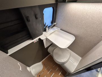 HYMER ERIBA HYMERCAR Grand Canyon S CrossOver 4x4 Winterp. AHK Solar