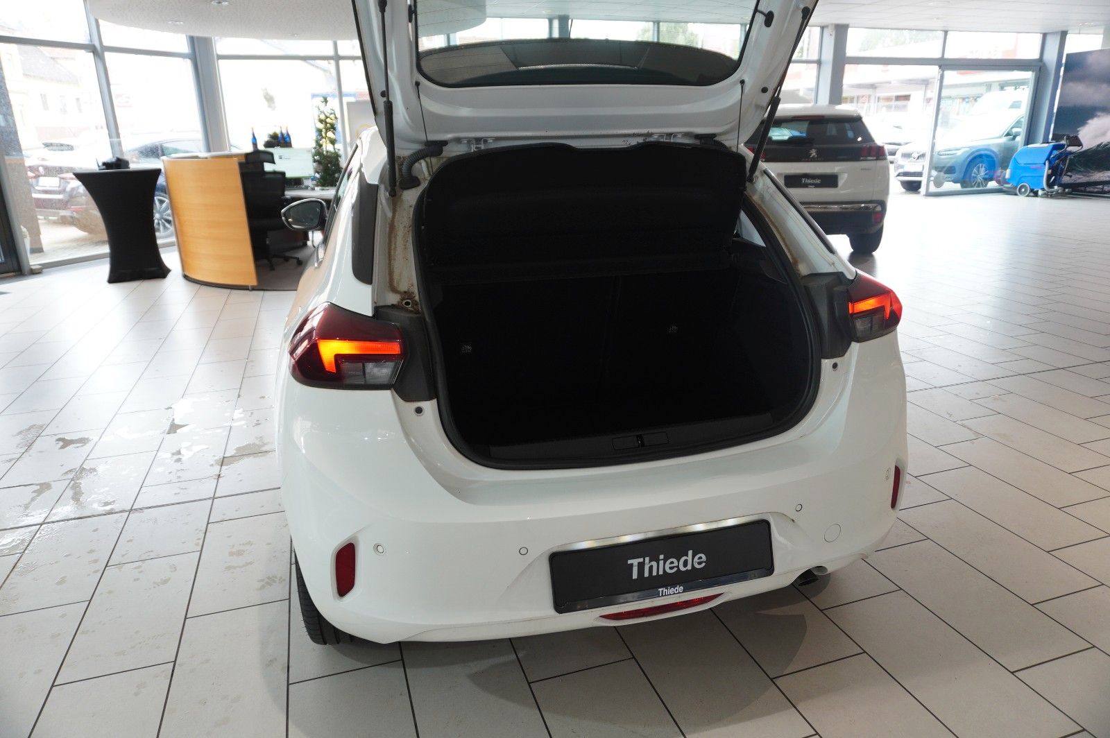 Fahrzeugabbildung Opel Corsa F 1.2 ELEGANCE NAVI/LED/VIRTUAL/SPORT/DAB+