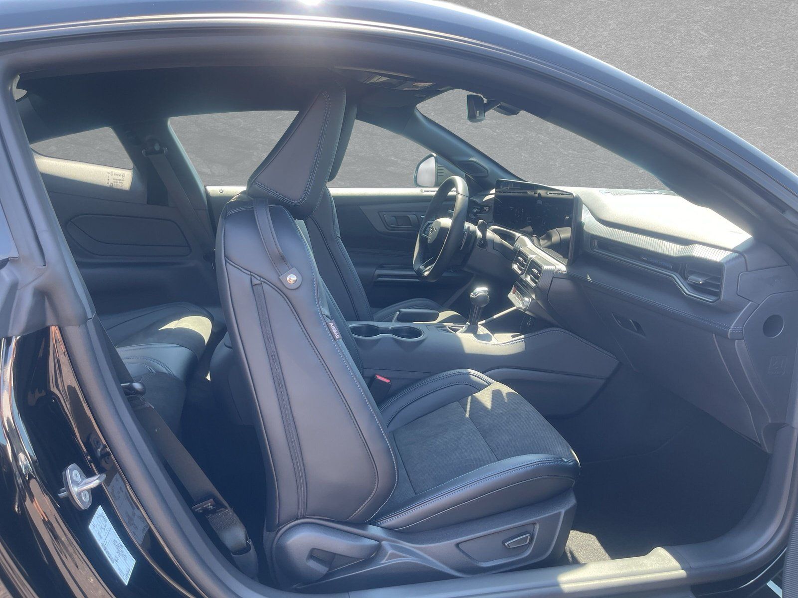 Ford Mustang Dark Horse 5.0l V8 NAVI ACC TWA PDC RFK imagem 3