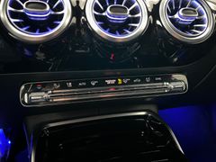 MERCEDES-BENZ CLA 35 AMG / PERFORMANCE / NUR 53.tKM / 4x4 / MERCEDES-BENZ CLA 35 AMG / PERFORMANCE / NUR 53.tKM / 4x4 /