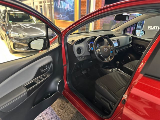 Toyota Yaris Club Hybrid *PANO*