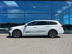 Fahrzeugabbildung Volkswagen Passat Variant 2.0 TDI DSG R-Line LED ACC Kamera