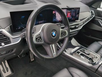 BMW X7 M60 - 9