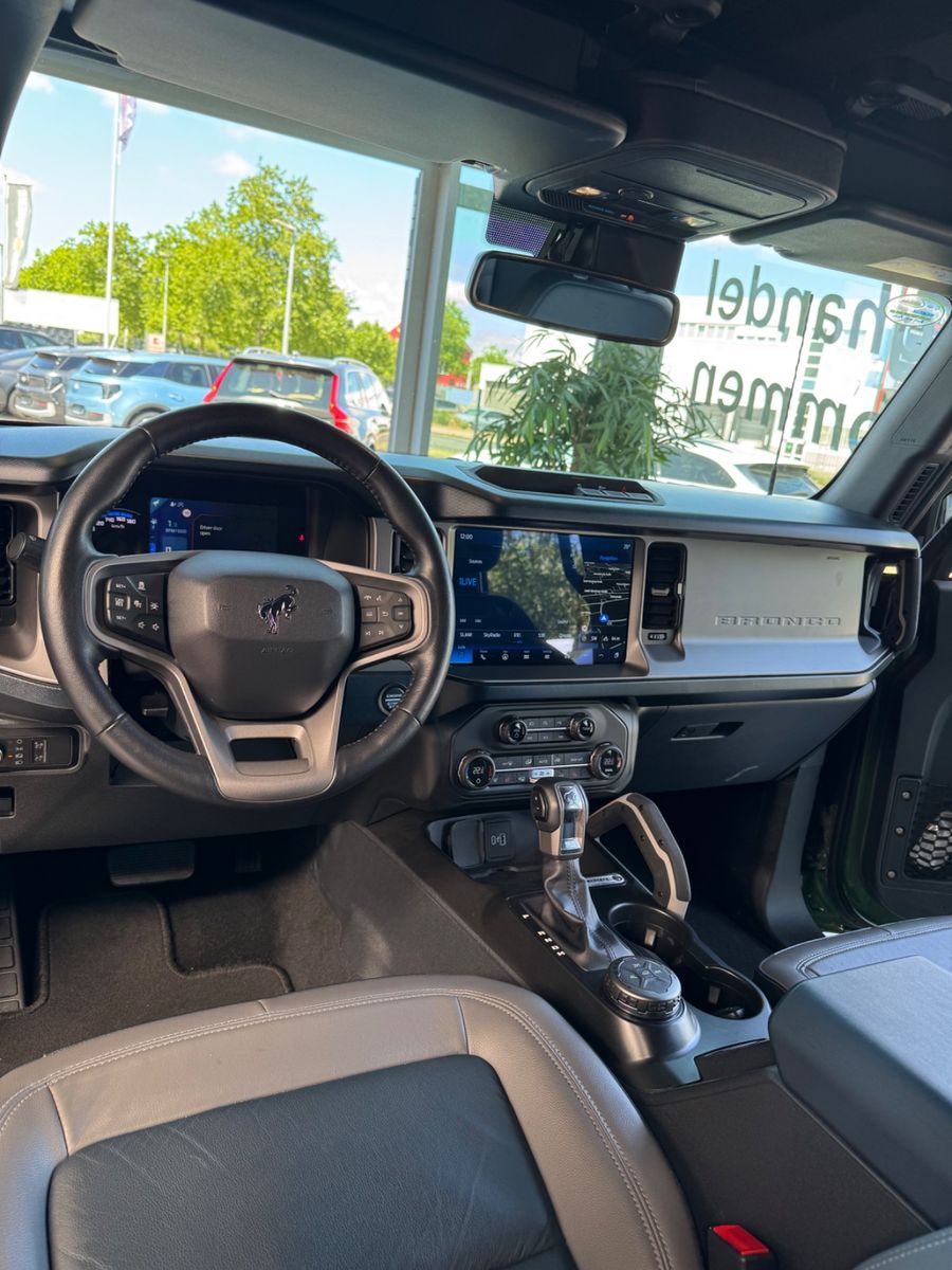 Fahrzeugabbildung Ford Bronco TG1 Outer Banks 4x4