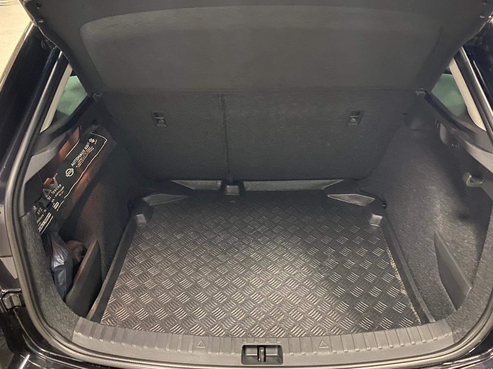 Fahrzeugabbildung SKODA Scala 1.0 TSI Style APP+KLIMA+RFK+PDC+SHZ+LED+++