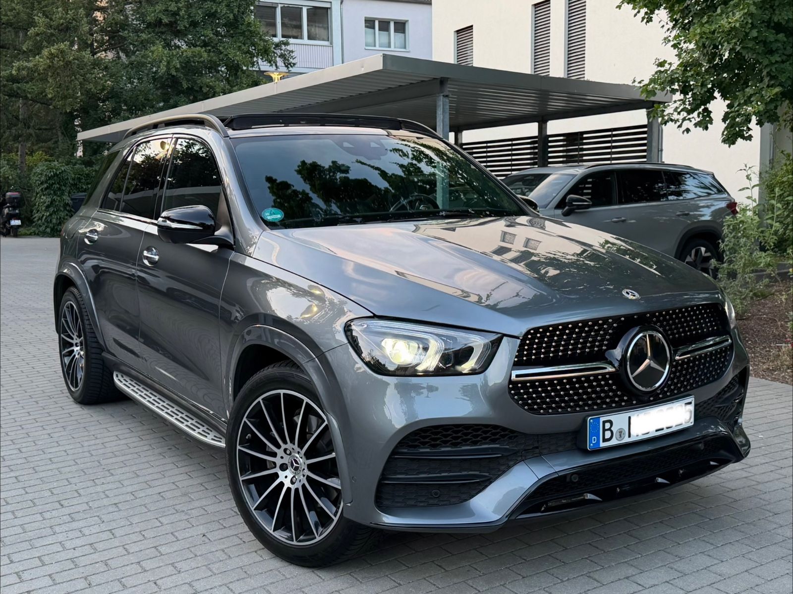 MERCEDES-BENZ GLE 400 d 4MATIC - AMG| 1. HAND| GARANTIE| VOLL!