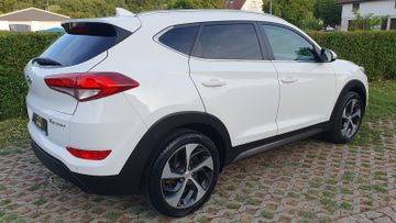 Hyundai TUCSON - 2