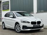 BMW 225 2 Active Tourer 225 xe Sport Line - weiße BMW 225