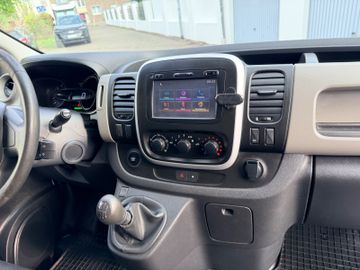 Renault Trafic - 9