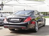 Mercedes-Benz S500 4MATIC L-AMG Line, Fond-TV/Chauffeur Paket - : Limousine, Chauffeur