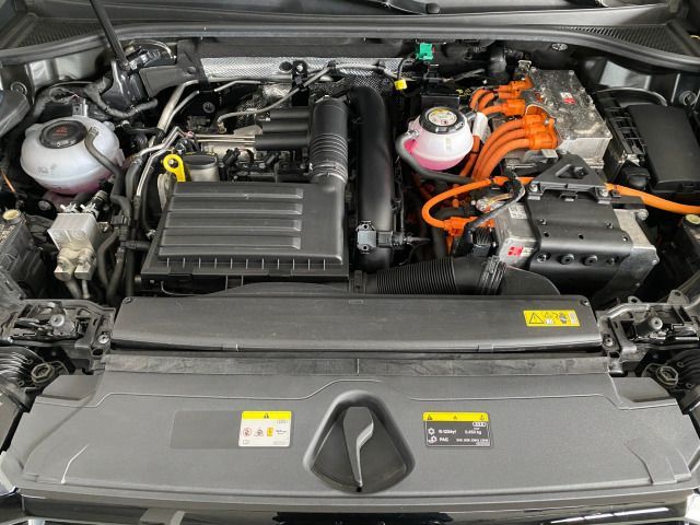 Q3 45 TFSIe S line S tronic AHK+NAVI+ACC