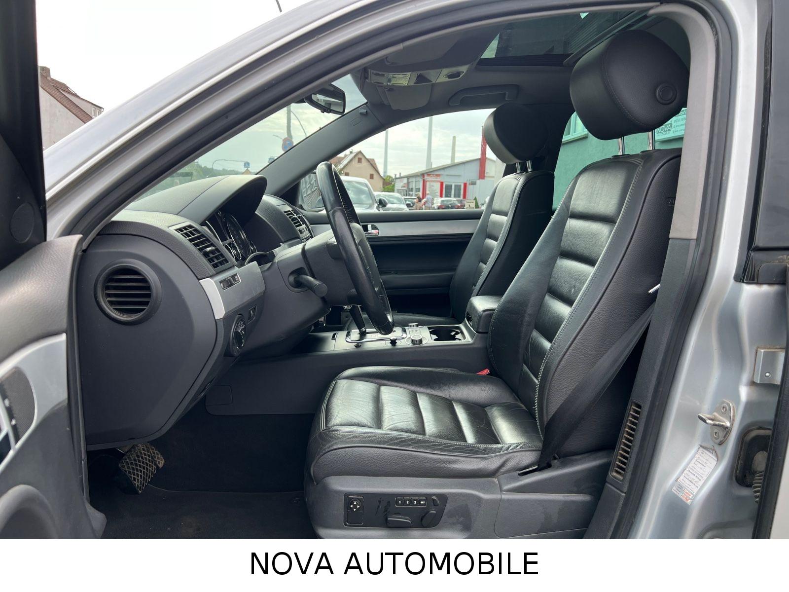 Volkswagen Touareg 2005 — photo 8