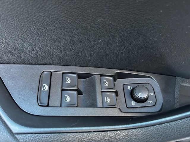 Karoq Ambition BFS;LED;SHZ;PDC:FSE