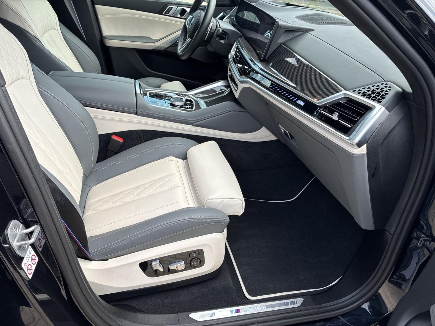BMW X6 M60 xDrive M Sportpaket Pro HuD AHK Carbon   