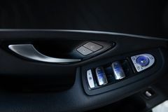 MERCEDES-BENZ GLC 200 4M Coupe*Night*Business*High-End*LED*19"