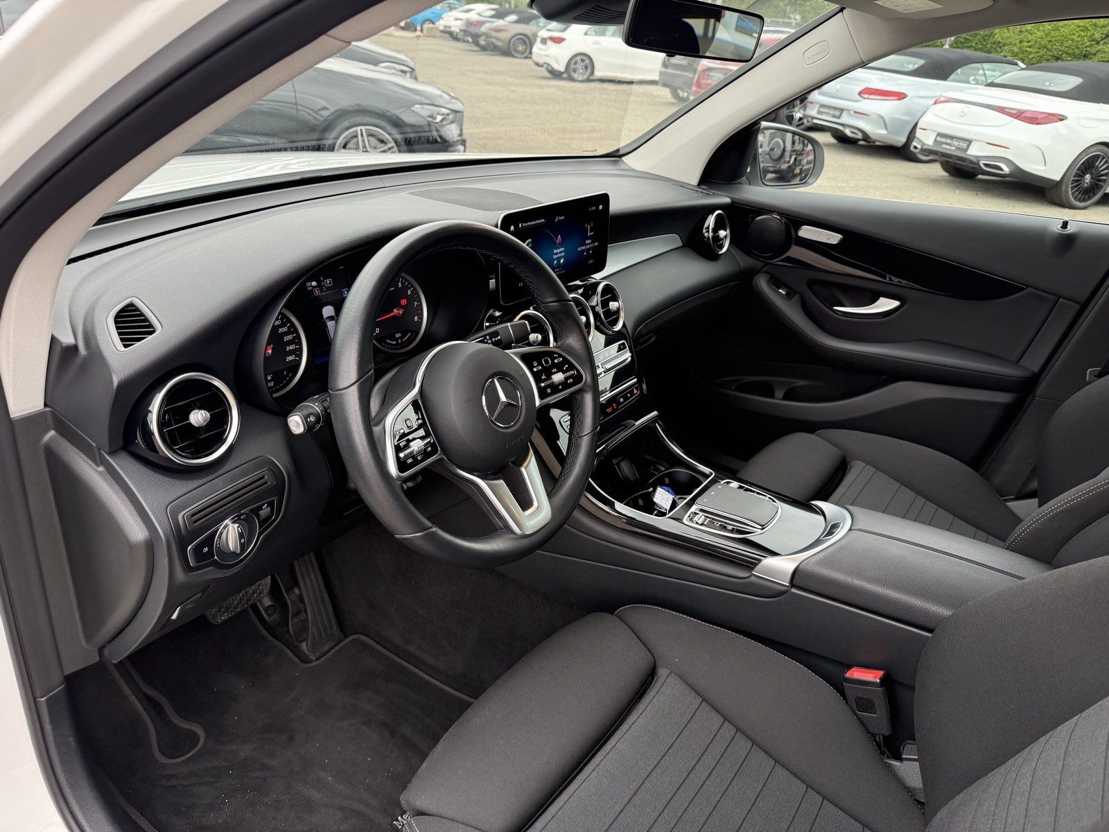 Mercedes-Benz GLC 300e Kamera Carplay Easy-P DAB SHZ Navi LED foto 16