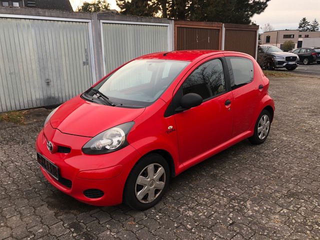 Toyota Aygo 70PS TÜV-NEU 1.HAND 110Tkm 4Tü...