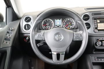 Volkswagen Tiguan - 12