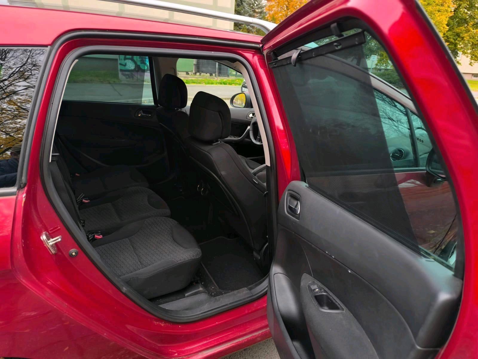 Peugeot 308 2010 — photo 12