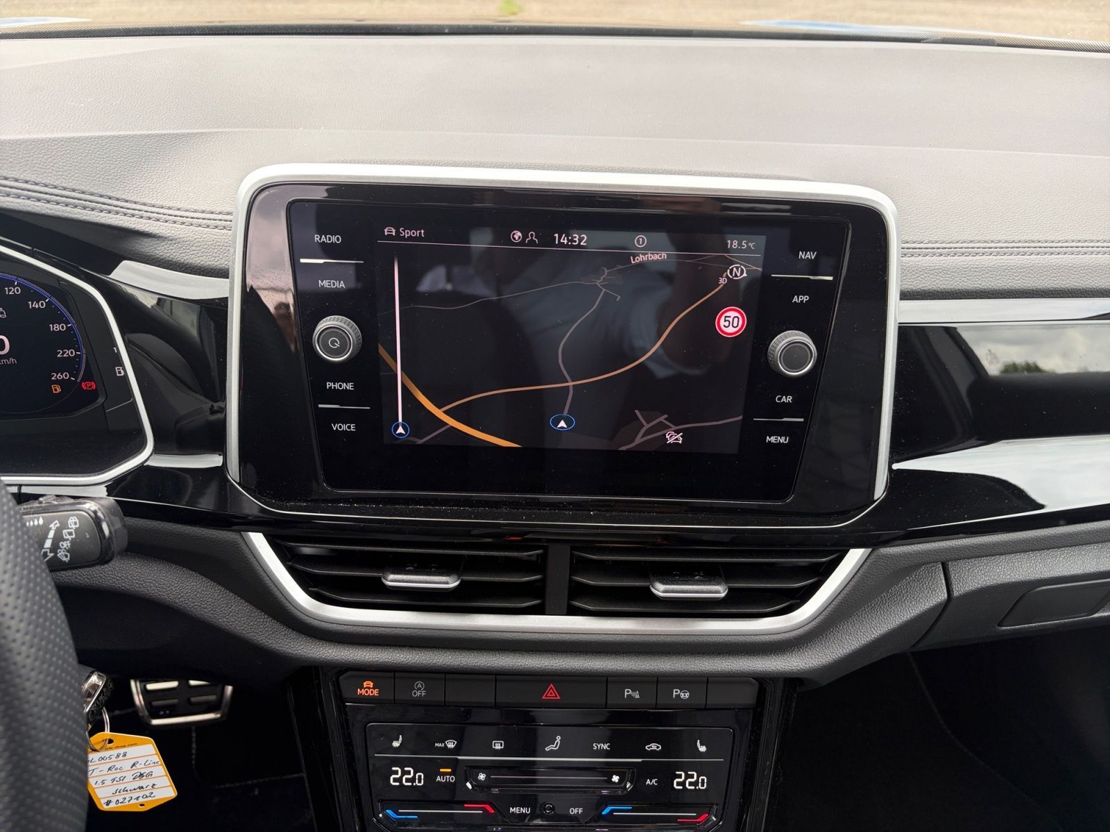 Volkswagen T-Roc - Bild 13