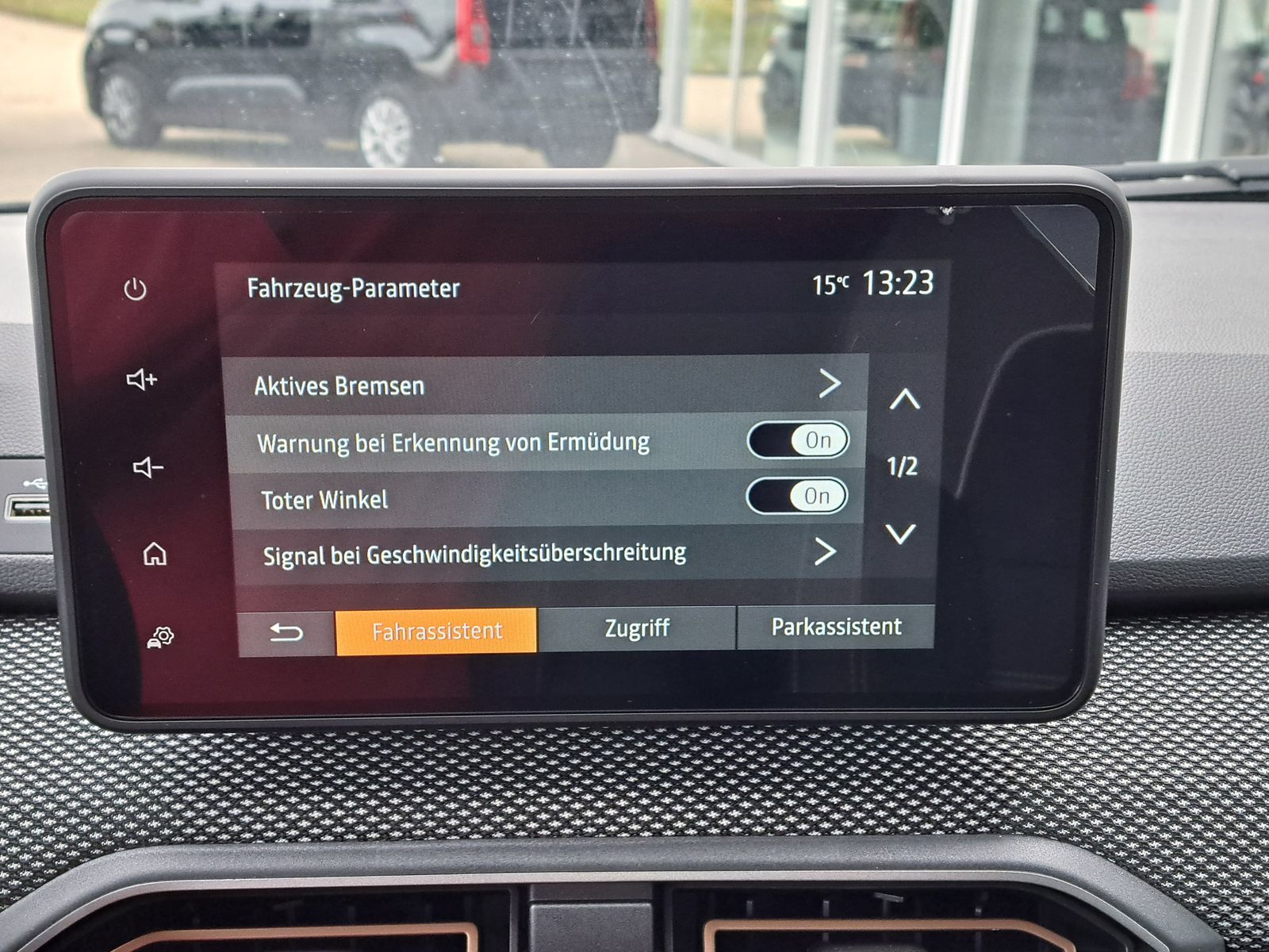 Fahrzeugabbildung Dacia Sandero Stepway Expression SITZHEIZUNG KAMERA