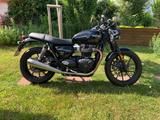 Triumph Street Twin