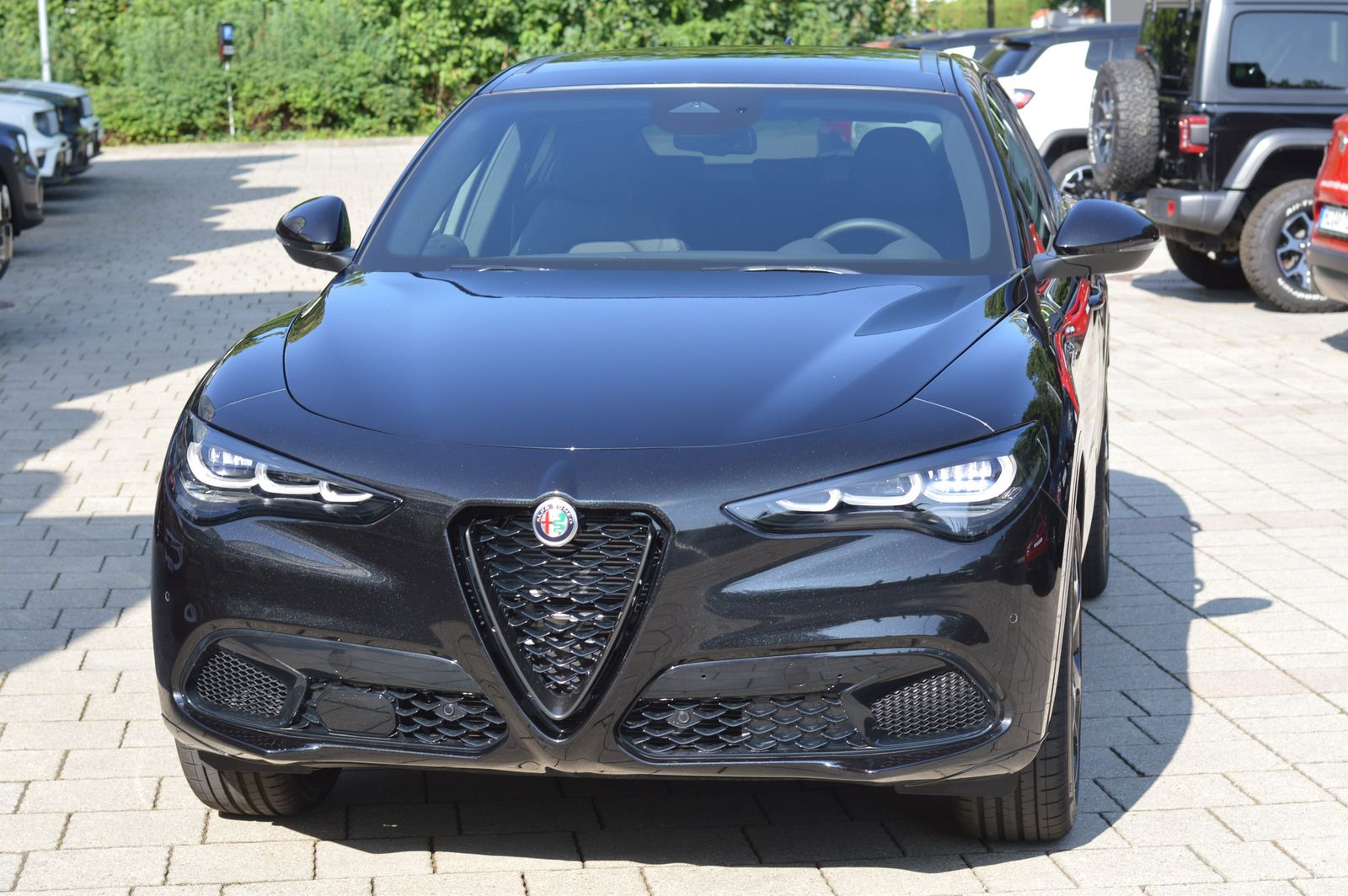 Alfa Romeo Stelvio - Bild 2