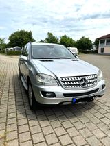 Mercedes-Benz ML 320 CDI 4MATIC - - Mercedes-Benz ML 320 aus 2006