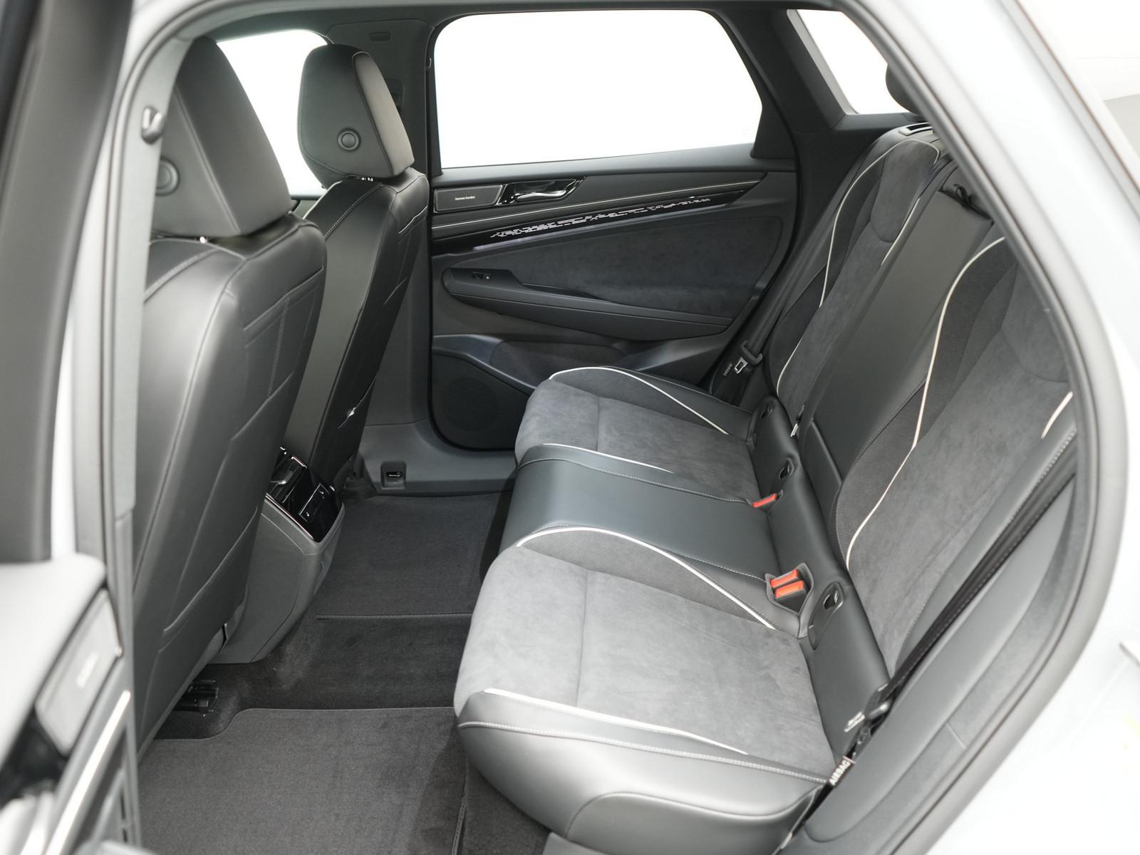 Volkswagen ID.7 Pro S MATRIX ACC H/K KAM360° AHK DCC ACC